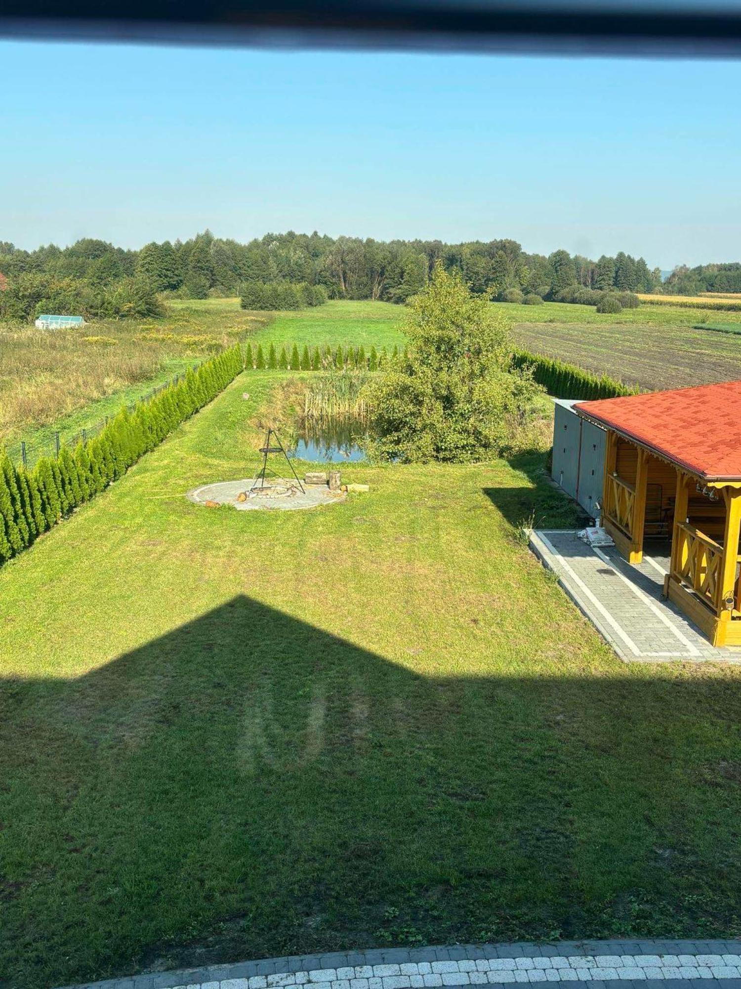Dworek Sadlinki Esterno foto